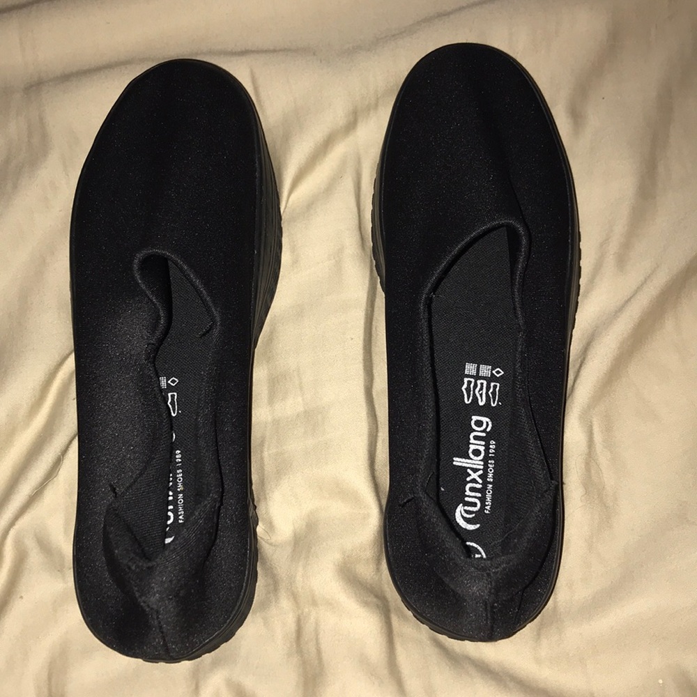 black platform shoes